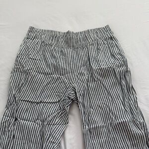 Old Navy Black and White Striped women’s linen pants